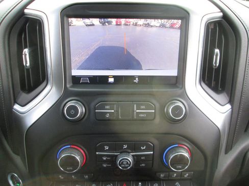 Used 2019 Chevrolet Silverado 1500 LTZ w/ LTZ Premium Package image 12