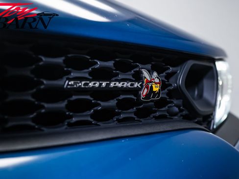 Used 2022 Dodge Charger Scat Pack RWD image 9