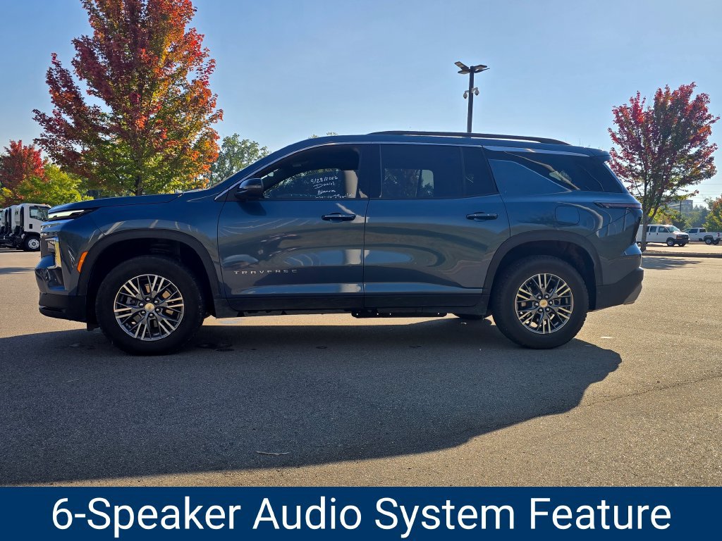Certified 2025 Chevrolet Traverse LT FWD image 6