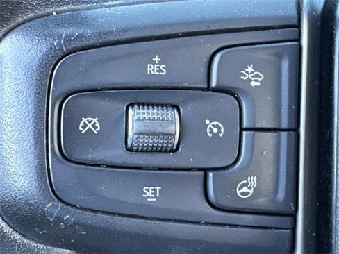 Used 2021 GMC Yukon XL AT4 w/ AT4 Premium Package image 32