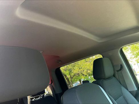 Used 2022 Chevrolet Silverado 1500 Custom AWD/4WD image 25