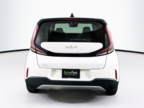 Used 2024 Kia Soul LX w/ Option Group 015 image 7