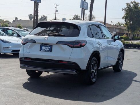 Certified 2023 Honda HR-V EX-L image 10