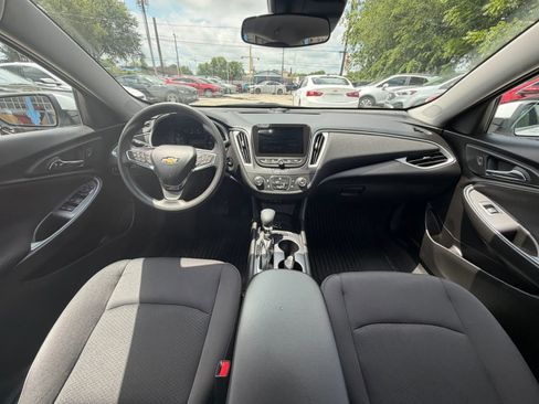 Used 2023 Chevrolet Malibu LS FWD image 15