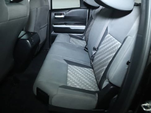 Used 2019 Toyota Tundra SR5 w/ SR5 Upgrade Package AWD/4WD image 14