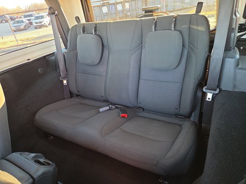 Used 2020 Jeep Wrangler Sport image 9