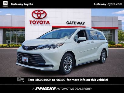 Used 2021 Toyota Sienna Platinum