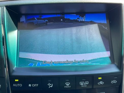 Used 2013 Lexus IS 250 w/ Premium Pkg Value Edition RWD image 10