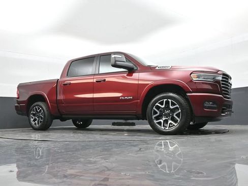 Used 2025 RAM 1500 Laramie w/ Laramie Southwest Edition AWD/4WD image 40
