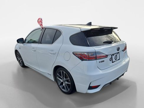 Used 2015 Lexus CT 200h image 24