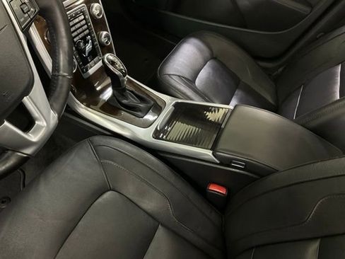 Used 2015 Volvo S80 T6 w/ Climate Package image 16
