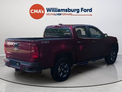 Used 2017 Chevrolet Colorado Z71 AWD/4WD image 5