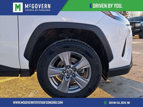 Used 2023 Toyota RAV4 XLE w/ Convenience Package image 9