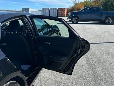 Used 2020 Toyota Avalon Touring image 38