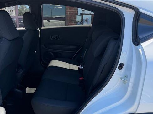 Used 2021 Honda HR-V Sport image 19