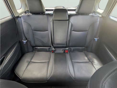 Used 2024 Toyota Corolla Cross XLE w/ Convenience Package FWD image 35