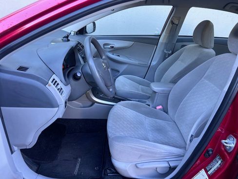 Used 2009 Toyota Corolla LE FWD image 5