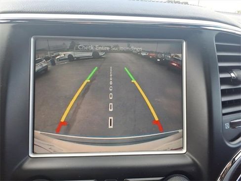 Used 2015 Jeep Grand Cherokee Overland image 19