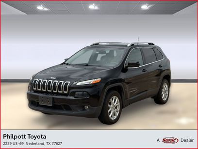 Used 2018 Jeep Cherokee Latitude Plus w/ Comfort/Convenience Group