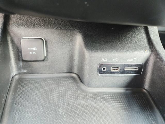Used 2017 Dodge Durango R/T w/ Blacktop Package RWD image 31