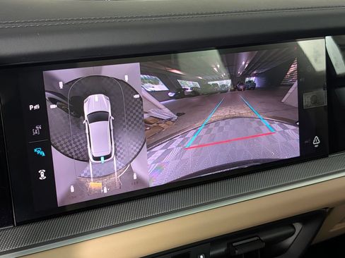 New 2026 Porsche Cayenne AWD/4WD image 32
