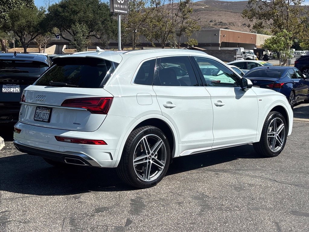 Used 2021 Audi Q5 e Premium AWD/4WD image 3