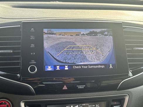 Certified 2023 Honda Ridgeline RTL image 10