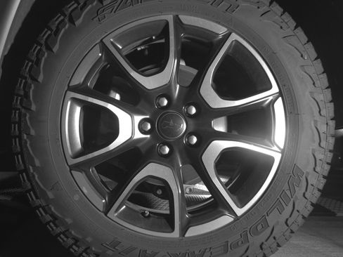 Used 2025 Jeep Compass Trailhawk AWD/4WD image 14