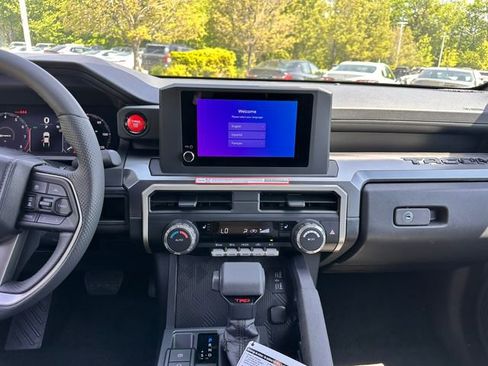 New 2026 Toyota Tacoma TRD Off-Road AWD/4WD image 17