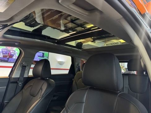 New 2026 Kia Sorento S w/ S Panoramic Sunroof Package FWD image 14