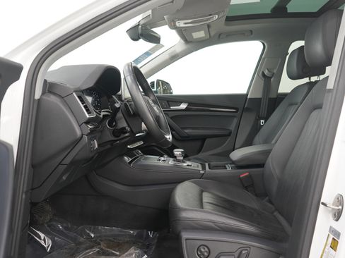 Used 2019 Audi Q5 2.0T Premium Plus w/ Premium Plus Package image 19