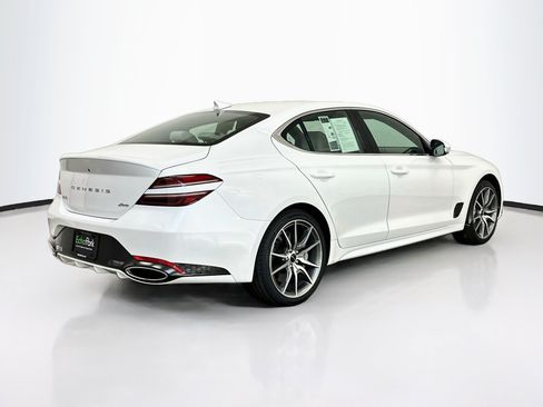 Used 2024 Genesis G70 2.5T AWD/4WD image 9