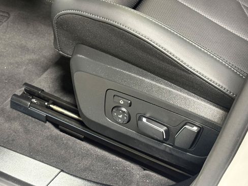 Used 2026 BMW X3 xDrive30i AWD/4WD image 29