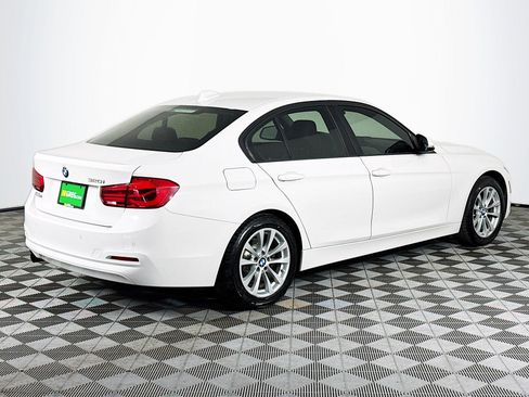 Used 2016 BMW 320i Sedan image 10