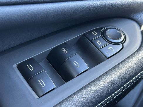 New 2026 Chevrolet Blazer EV LT w/ Super Cruise Package image 17