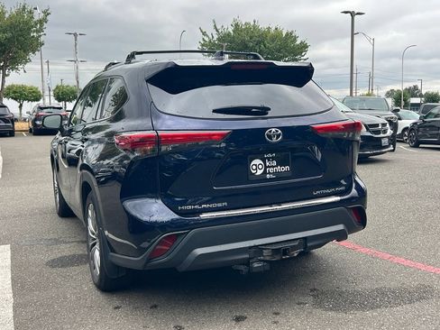 Used 2020 Toyota Highlander Platinum AWD/4WD image 7