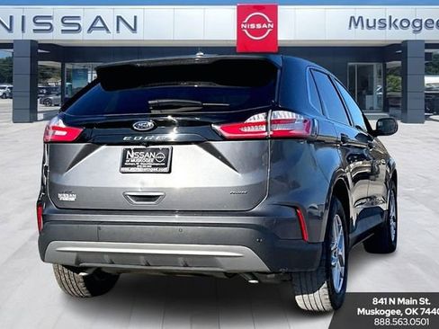 Used 2024 Ford Edge SEL image 5