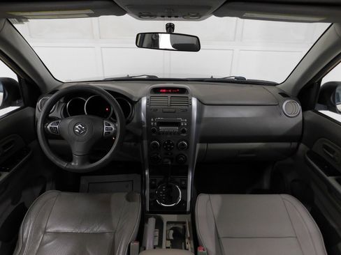 Used 2007 Suzuki Grand Vitara Luxury image 38