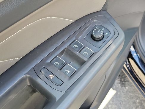 Used 2023 Volkswagen Atlas SE FWD image 19