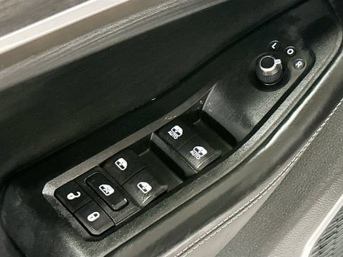New 2026 Jeep Grand Cherokee Limited AWD/4WD image 35