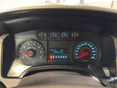 Used 2010 Ford F150 STX image 28