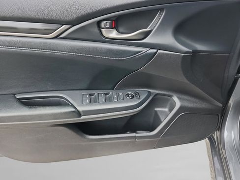 Used 2020 Honda Civic EX-L image 21