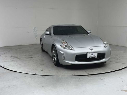 Used 2013 Nissan 370Z Touring w/ Sport Pkg RWD image 7