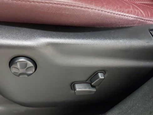 Used 2025 Dodge Durango GT image 37