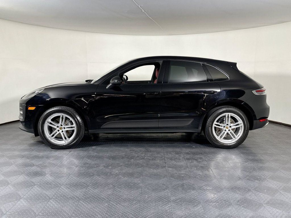 Used 2020 Porsche Macan AWD/4WD image 2