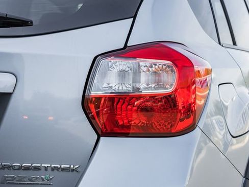 Used 2017 Subaru Crosstrek 2.0i Premium AWD/4WD image 8