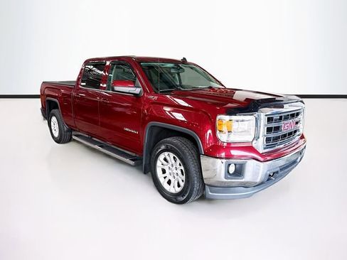 Used 2014 GMC Sierra 1500 SLE w/ SLE Value Package AWD/4WD image 3