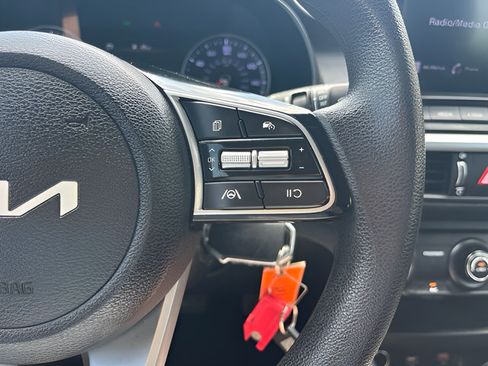 Used 2024 Kia Forte LXS FWD image 18
