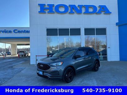 Used 2023 Ford Edge SE w/ Black Appearance Package
