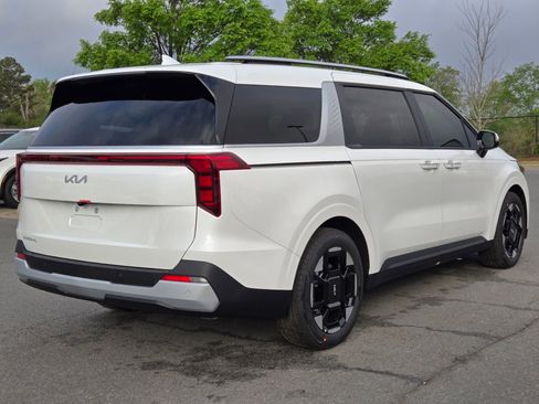 New 2026 Kia Carnival EX image 7